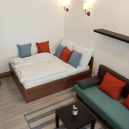 Osvat Apartments Budapest Exteriör bild