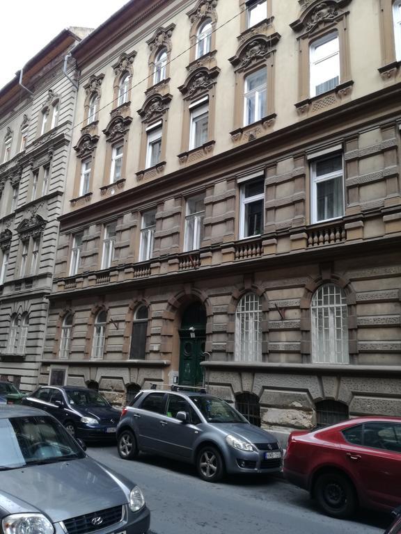 Osvat Apartments Budapest Exteriör bild